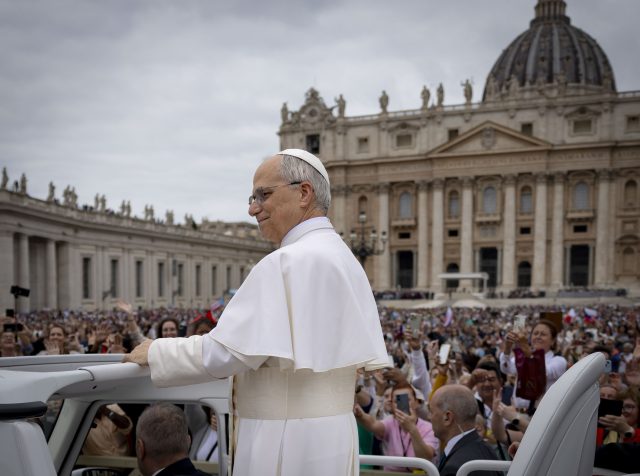 WORLD-NEWS-RELIG-POPE-AUDIENCE-TB