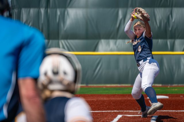 Softball-1